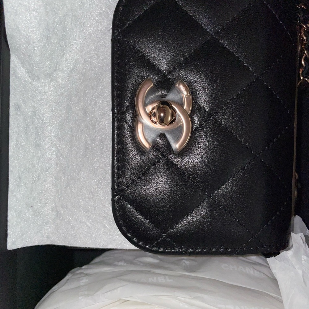 Chanel c22 new clutch with chain / card holder with chain black rose gold flap